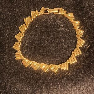 Elegant Napier Gold Women's Bracelet